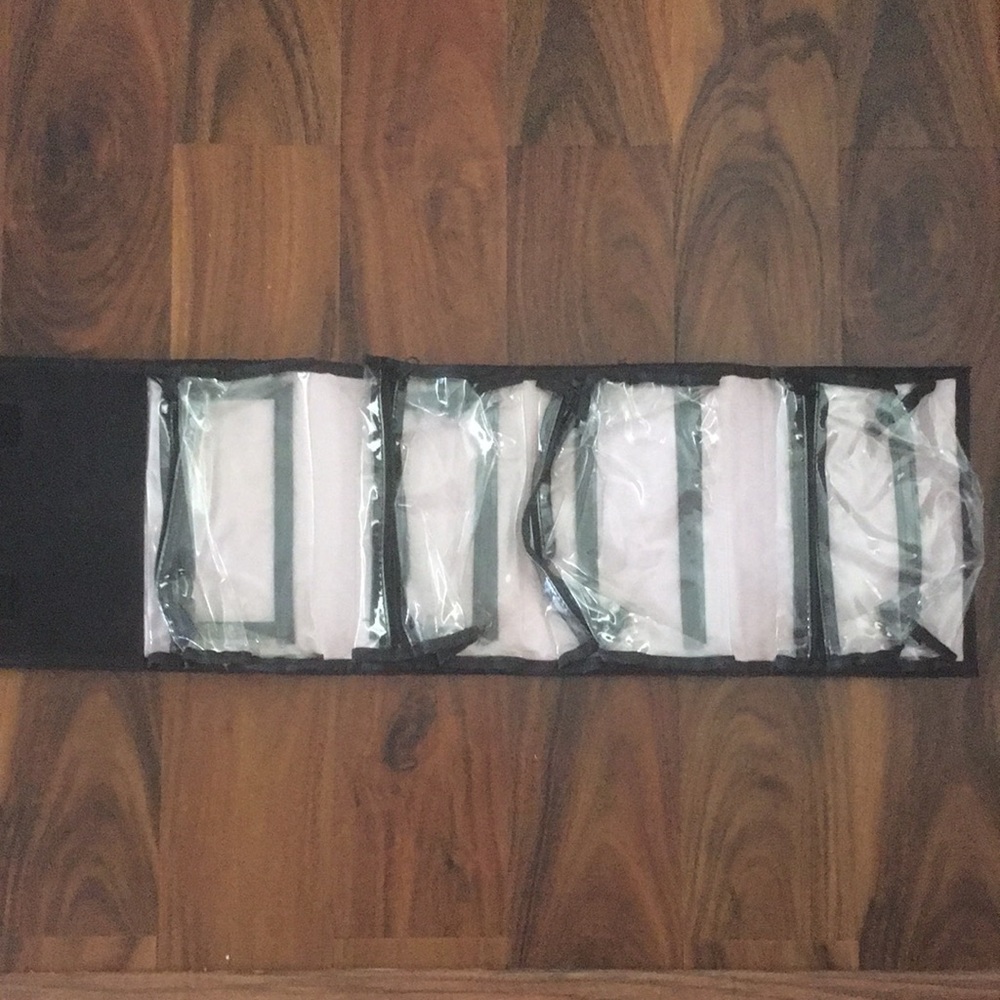Mary Kay make up organizer - Picture 2 of 6